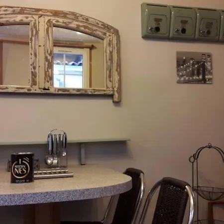 Joli petit loft dans échoppe pierre centre-ville Bordeaux Extérieur photo