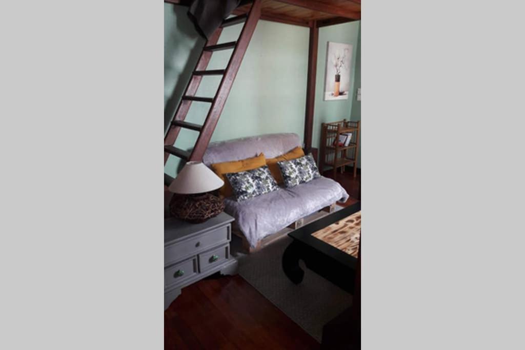 Apartamento Joli Petit Loft Dans Echoppe Pierre Centre-ville Bordéus