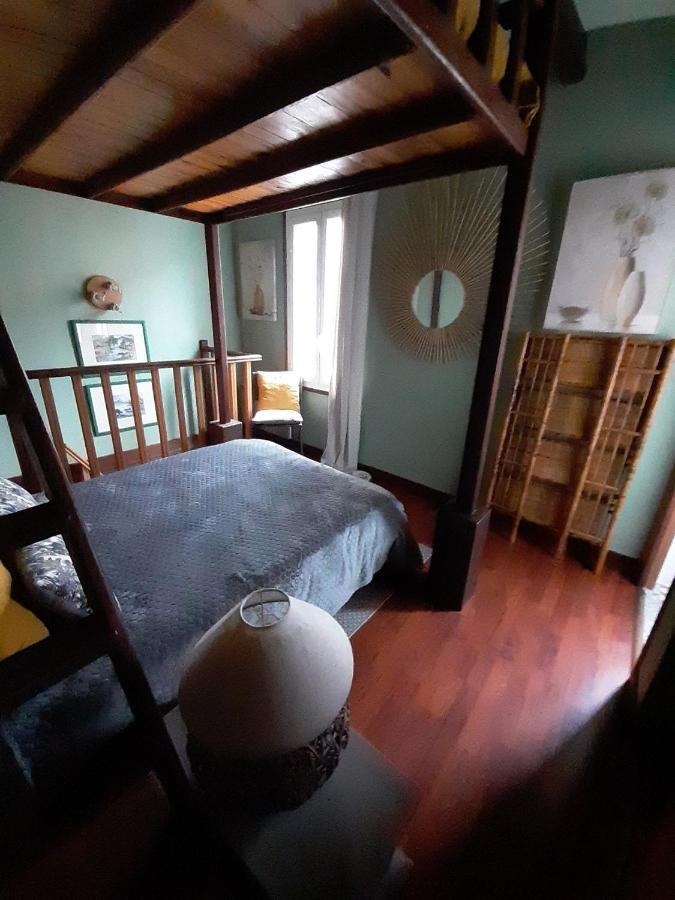 Apartamento Joli Petit Loft Dans Echoppe Pierre Centre-ville Bordéus